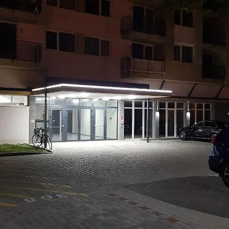 Cadet With View Apartamento Siófok